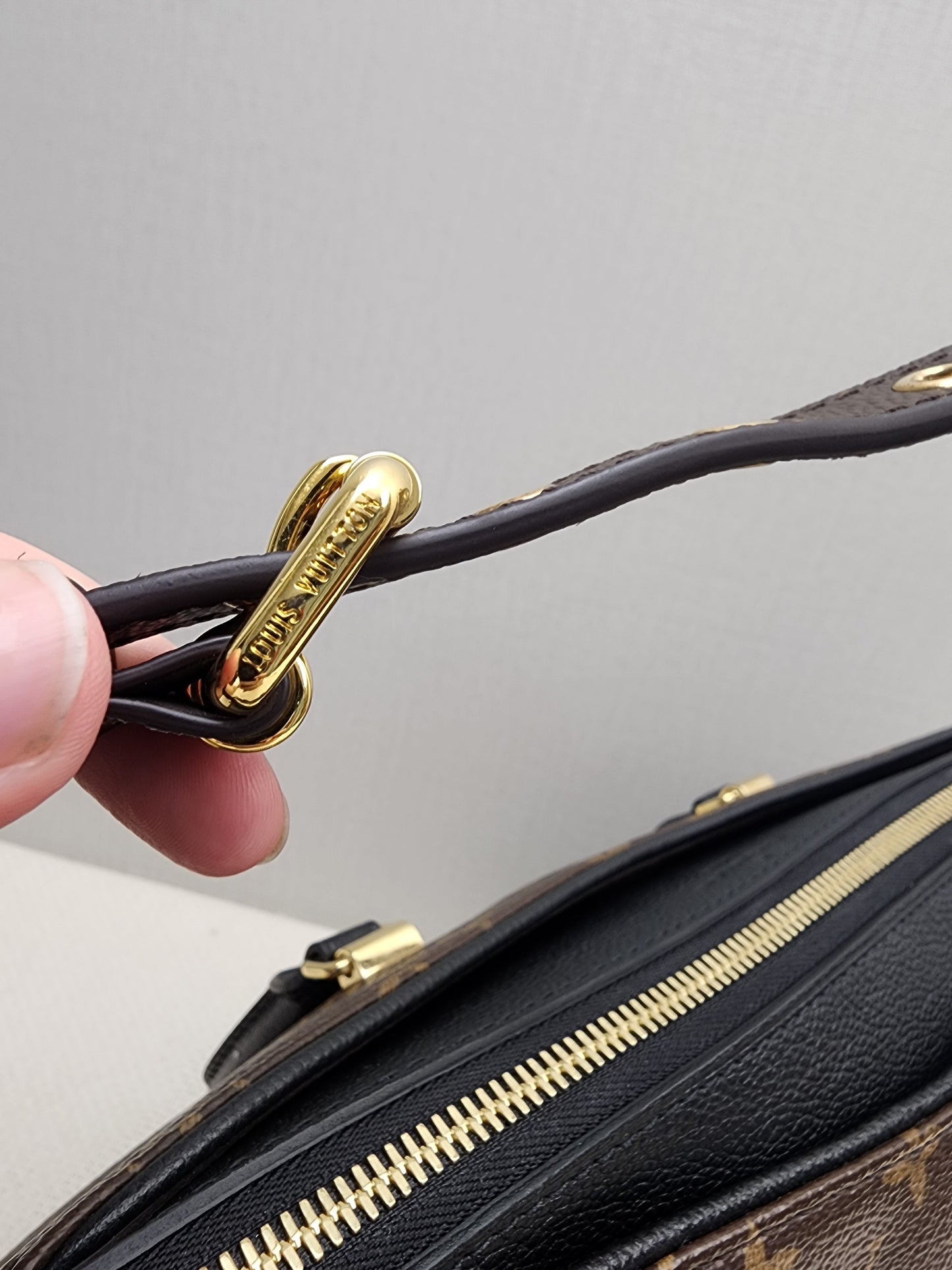 LV Monogram Pallas MM Tote
