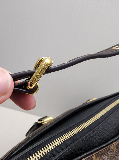 LV Monogram Pallas MM Tote