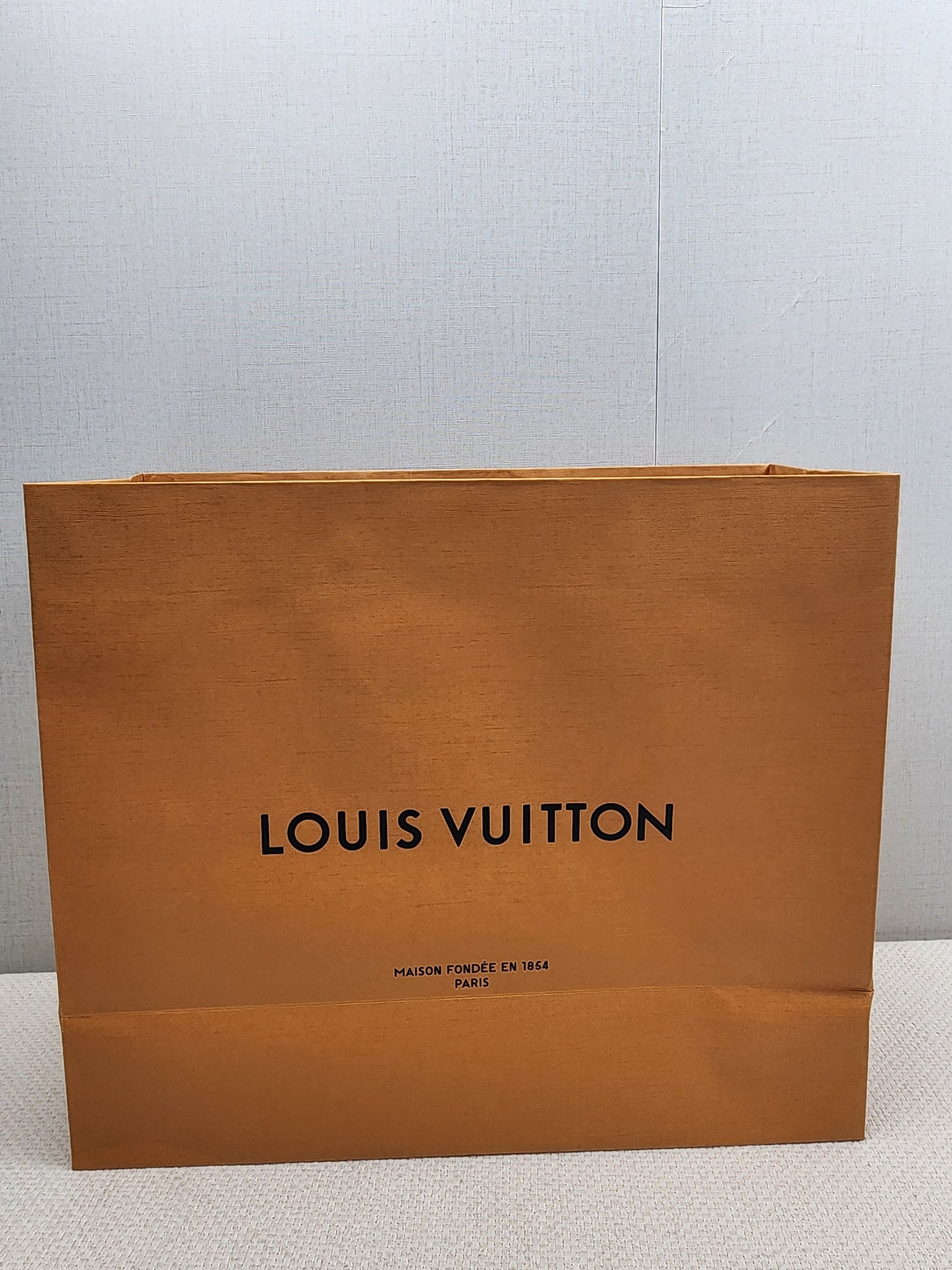 LV Red Vernis Alma BB