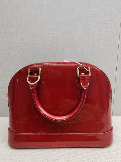 LV Red Vernis Alma BB
