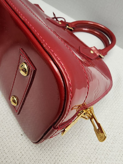 LV Red Vernis Alma BB