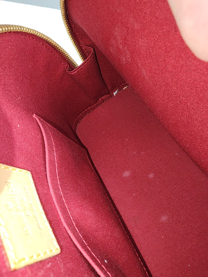 LV Red Vernis Alma BB