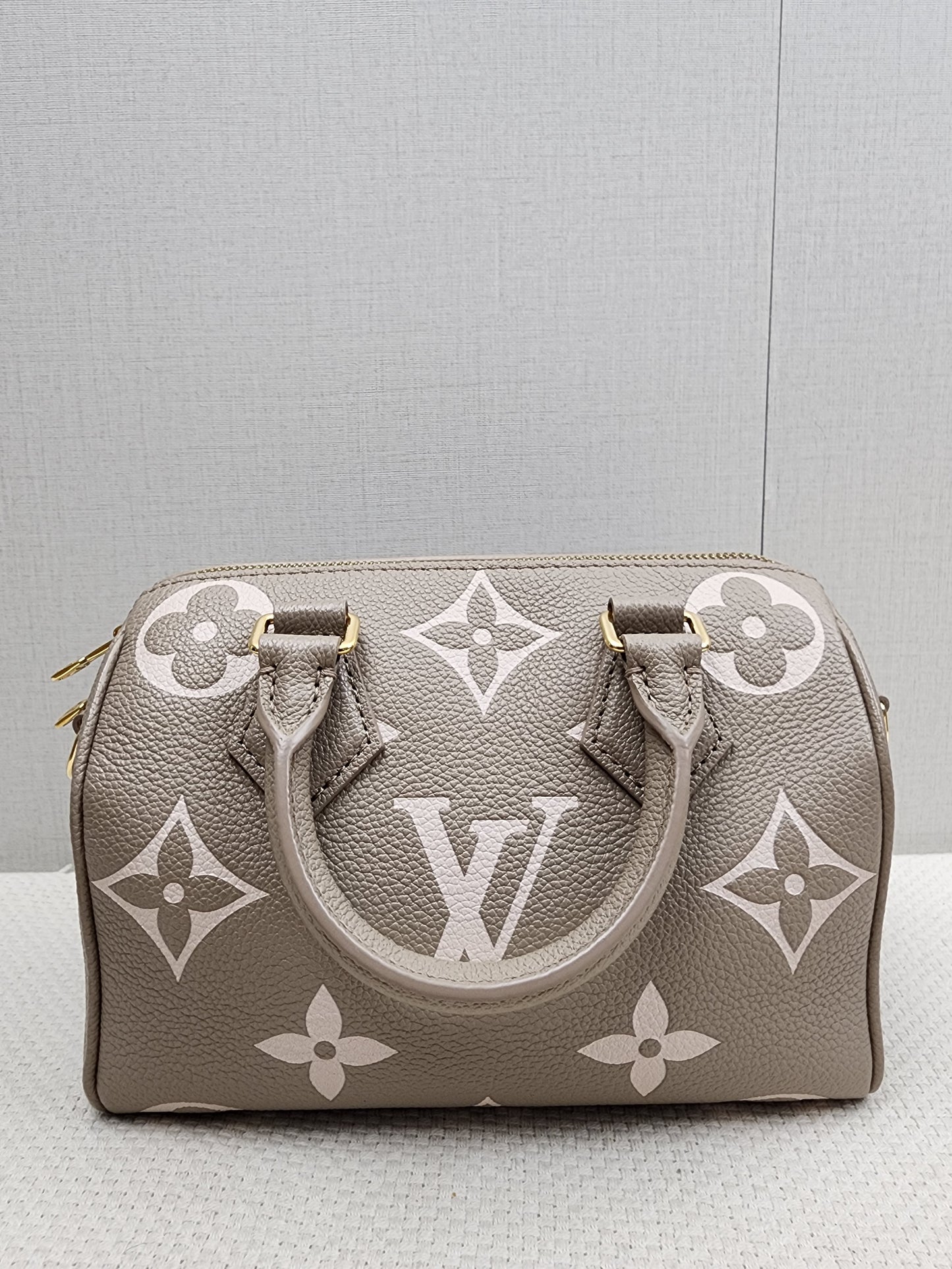LV Tourterelle Creme Empreinte Speedy 20