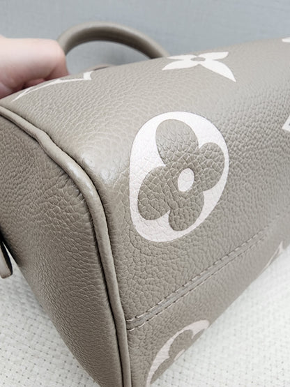 LV Tourterelle Creme Empreinte Speedy 20