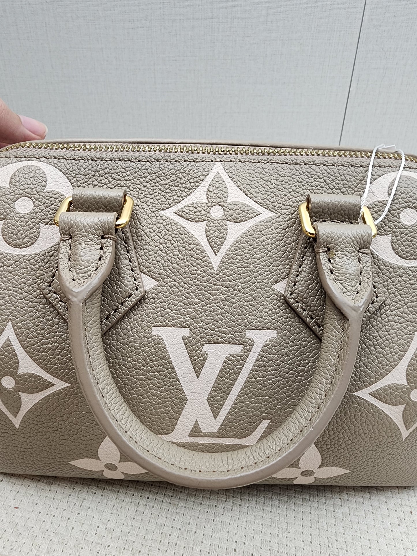 LV Tourterelle Creme Empreinte Speedy 20