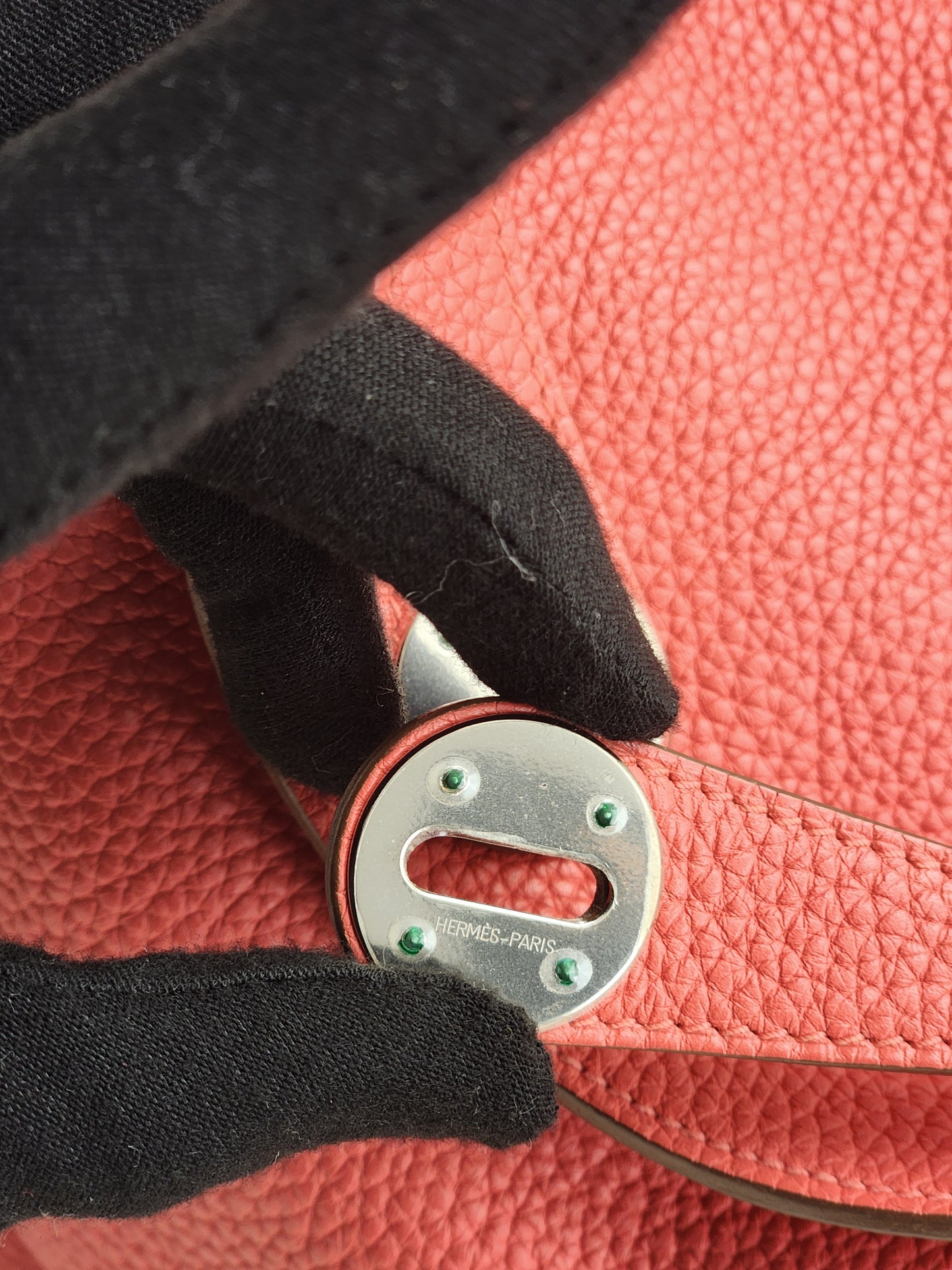 Hermes Rouge de Coeur Lindy 26 (PHW)