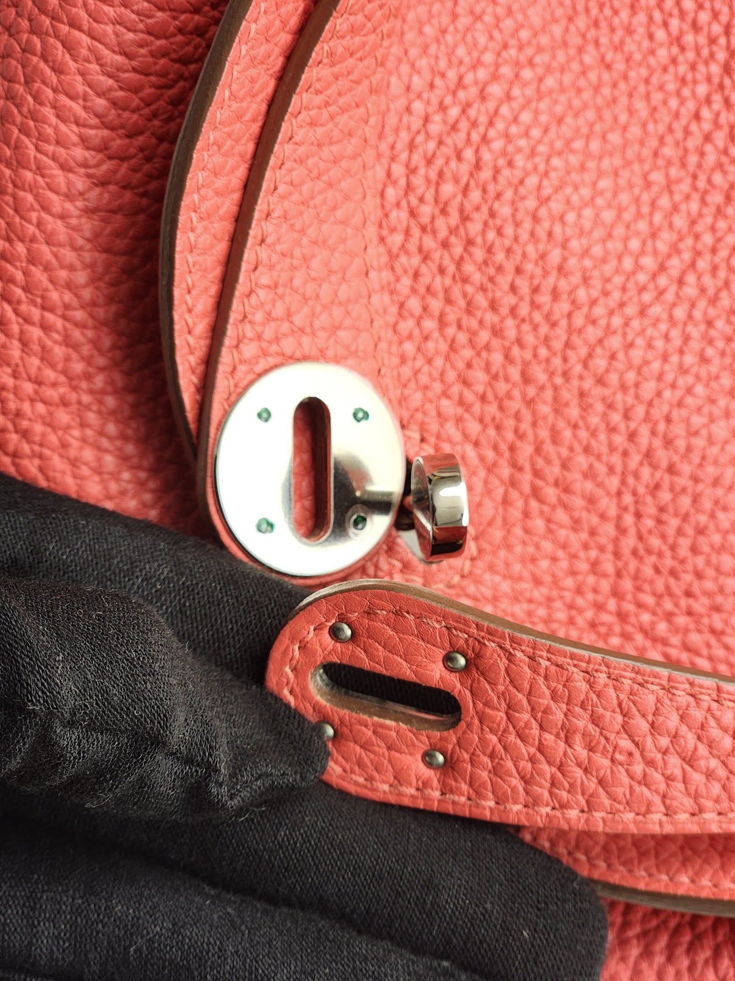 Hermes Rouge de Coeur Lindy 26 (PHW)