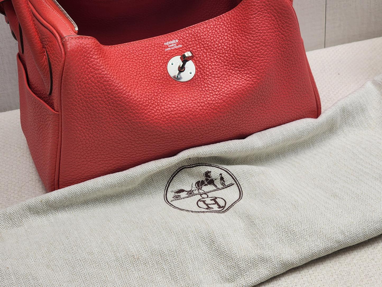 Hermes Rouge de Coeur Lindy 26 (PHW)