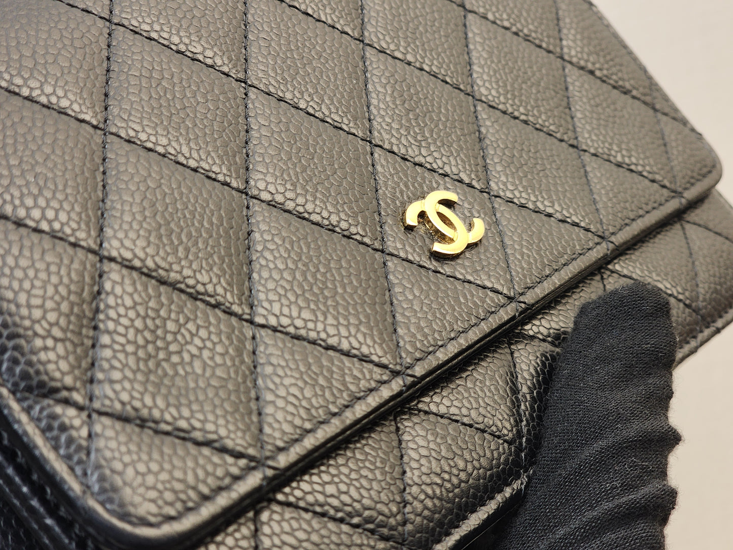 Chanel Black Caviar Classic WOC (GHW)