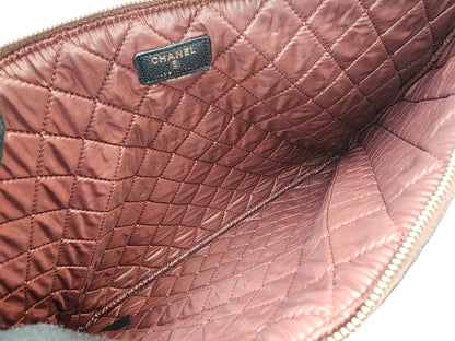 Chanel Black Caviar Large Ocase (GHW)