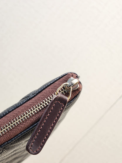 Chanel Black Caviar Large Ocase (GHW)