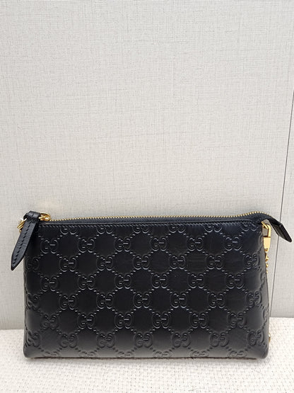 Gucci Black Guccissima Leather Wristlet Shoulder Bag