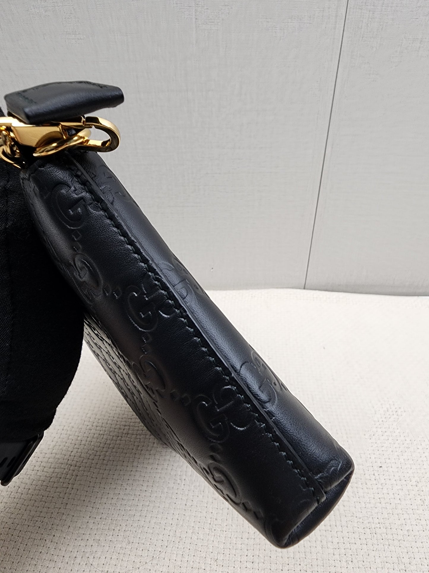 Gucci Black Guccissima Leather Wristlet Shoulder Bag