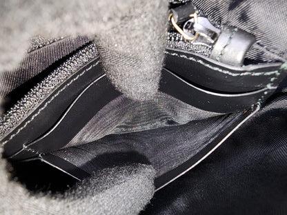 Gucci Black Guccissima Leather Wristlet Shoulder Bag