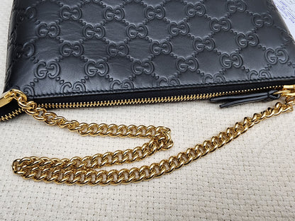 Gucci Black Guccissima Leather Wristlet Shoulder Bag
