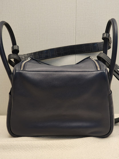 Hermes Bleu Nuit x Bleu Marine Lindy 26 (PHW)