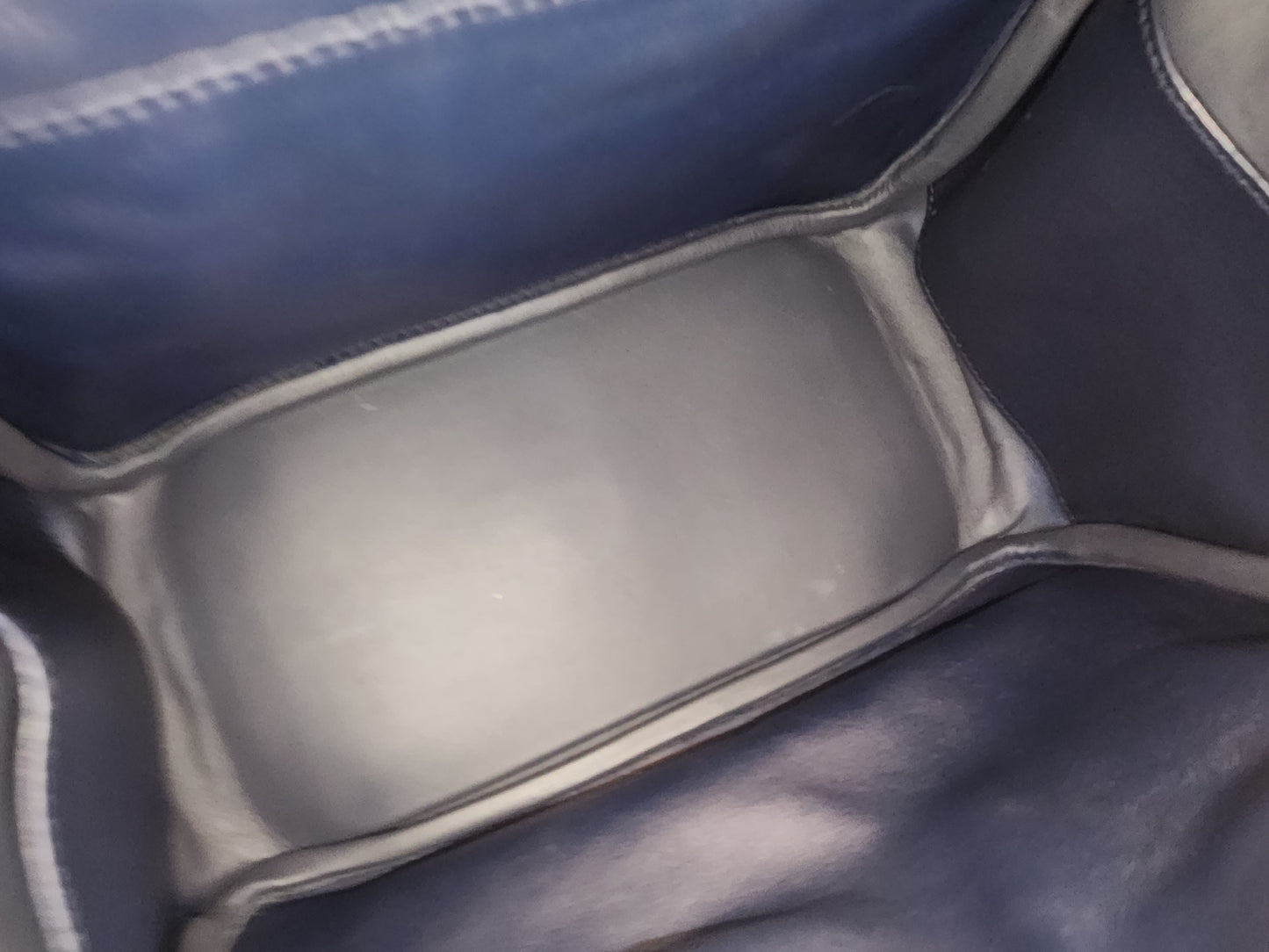Hermes Bleu Nuit x Bleu Marine Lindy 26 (PHW)