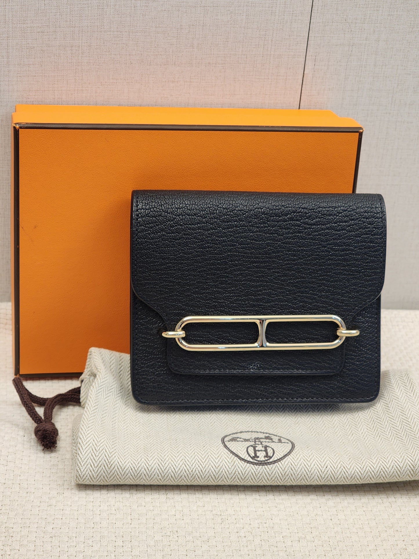 Hermes Noir Roulis Slim Compact Wallet (GHW)