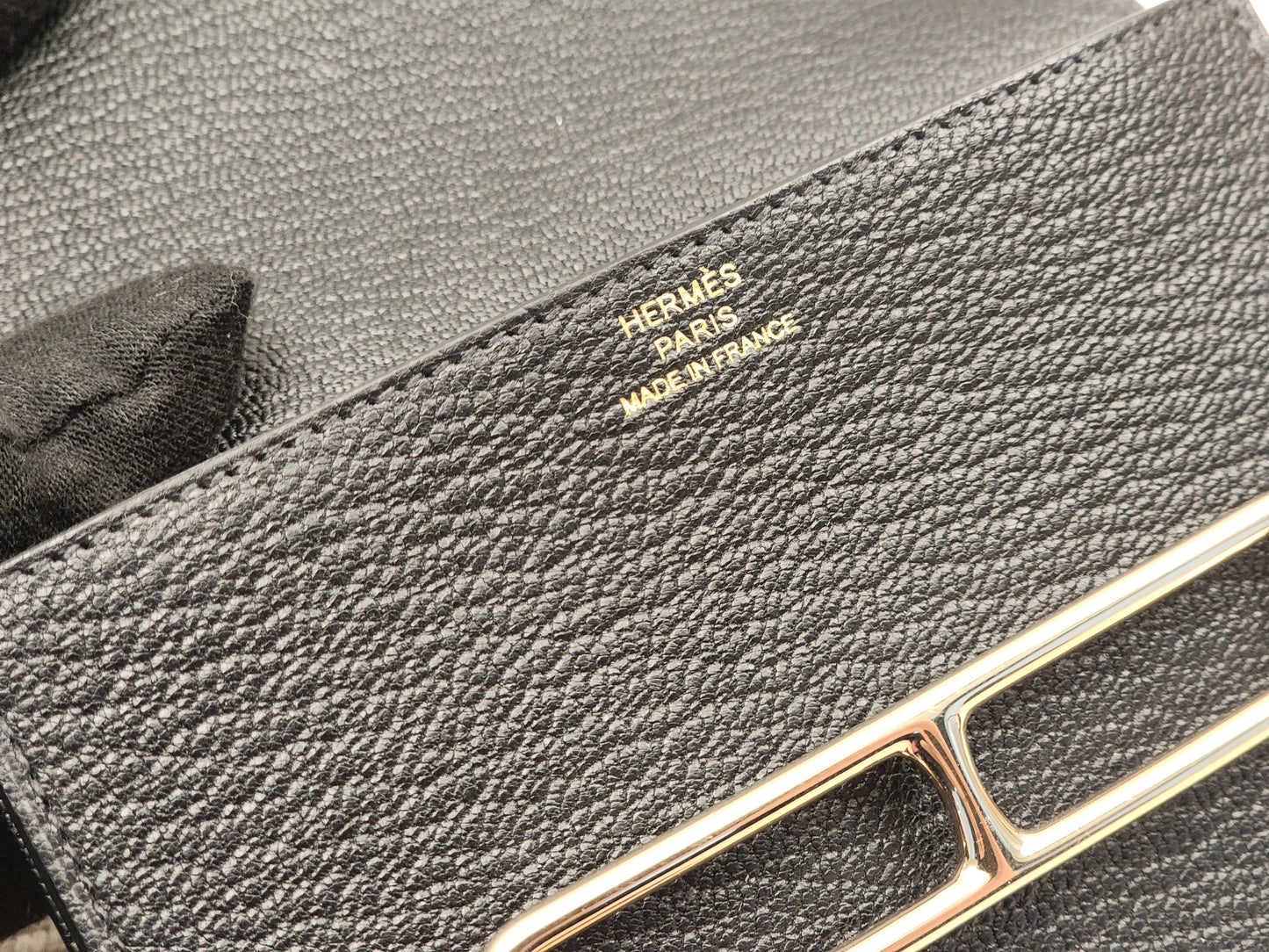 Hermes Noir Roulis Slim Compact Wallet (GHW)