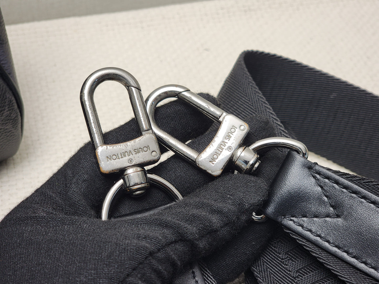 LV Monogram Eclipse Keepall 25