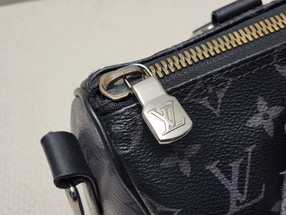 LV Monogram Eclipse Keepall 25