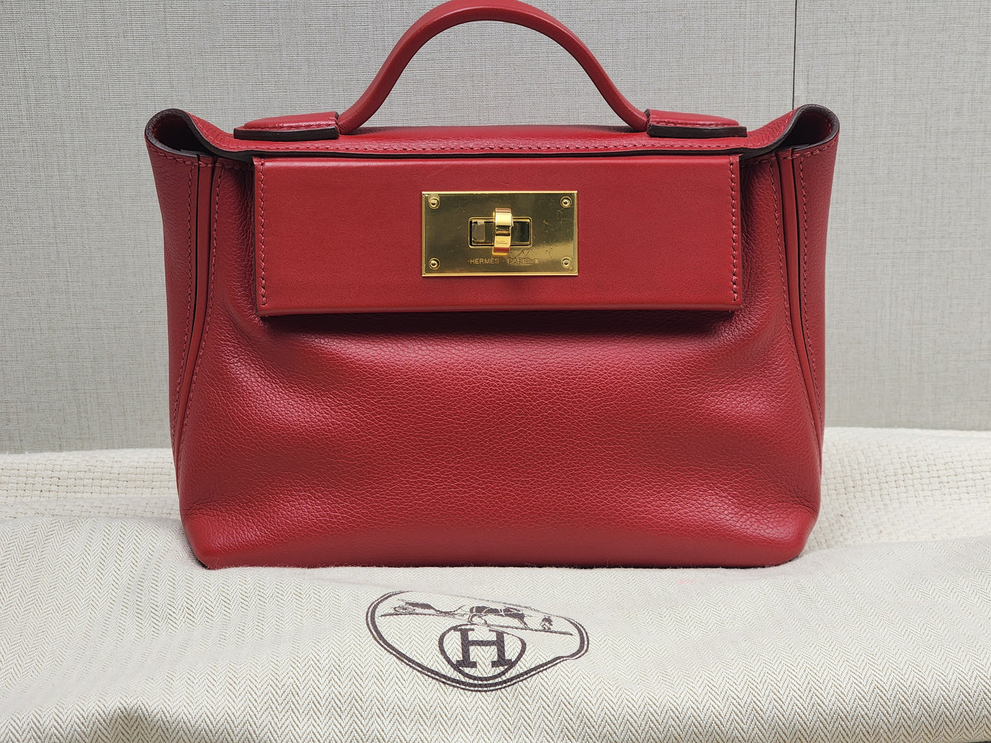 Hermes Rouge Piment Mini 2424 (GHW)