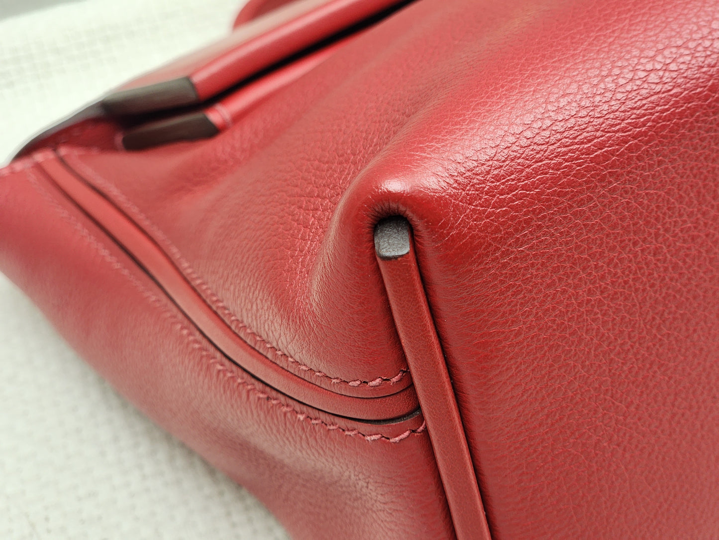 Hermes Rouge Piment Mini 2424 (GHW)