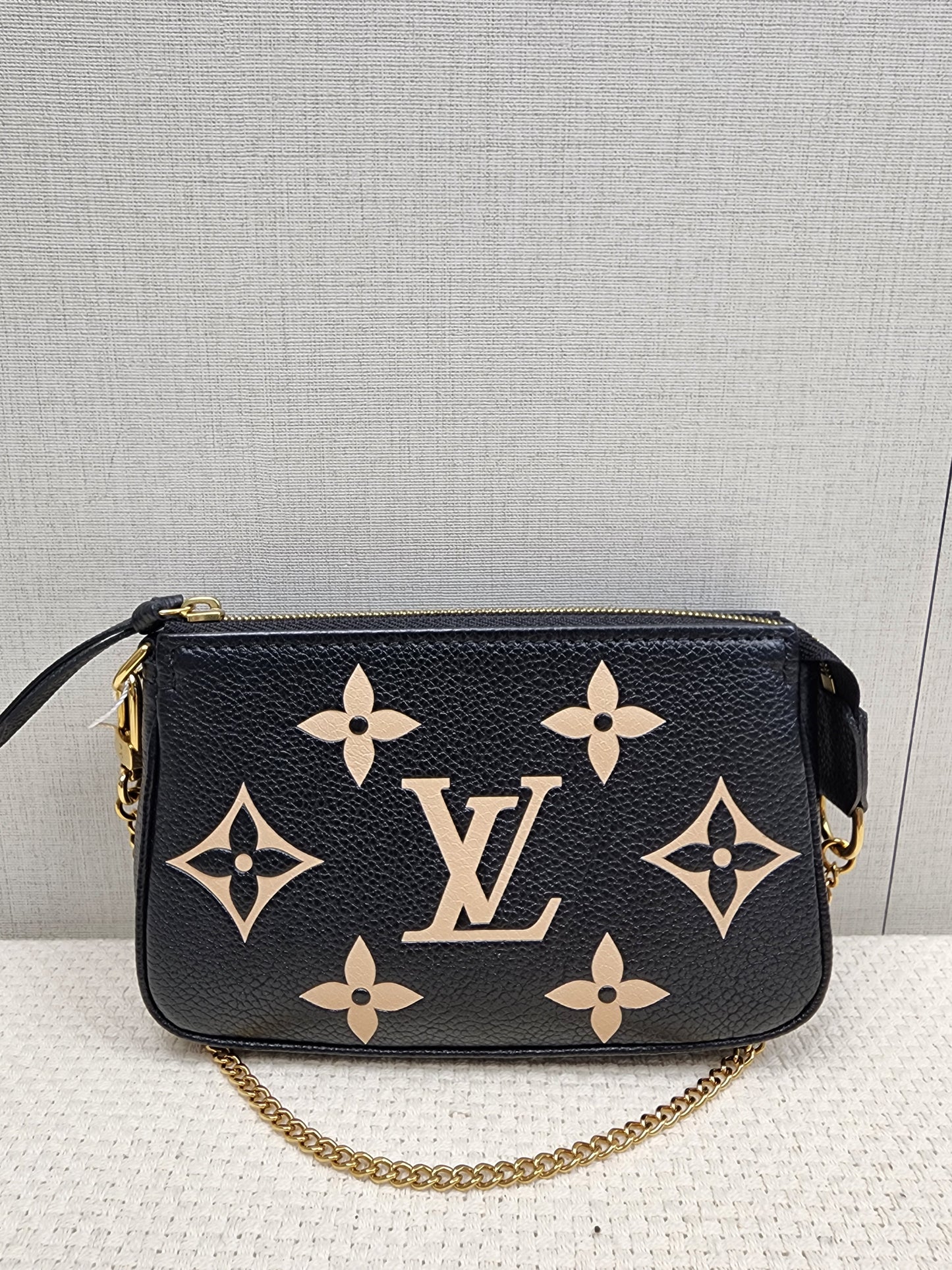LV Black / Creme Empreinte Mini Pochette