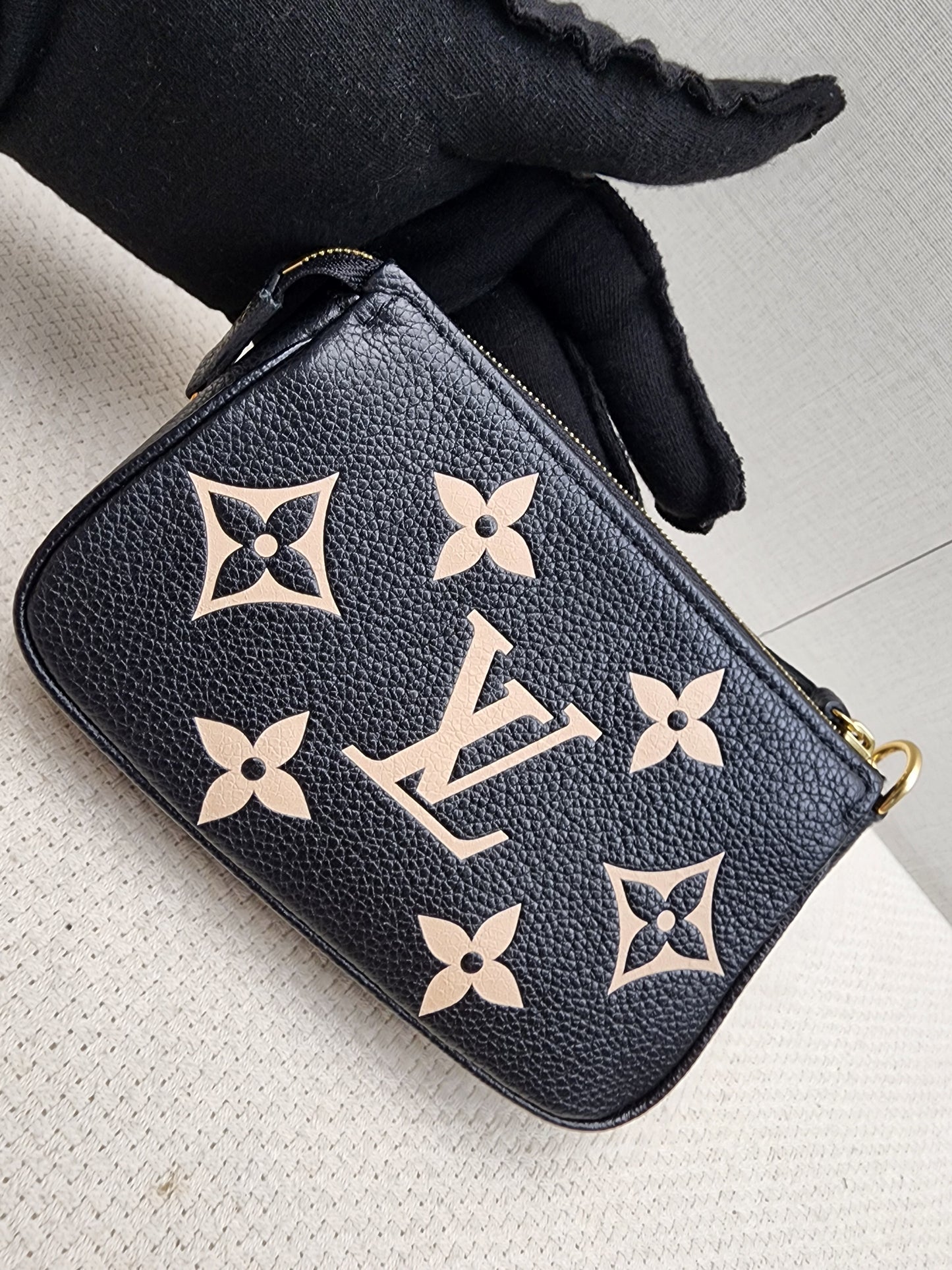 LV Black / Creme Empreinte Mini Pochette