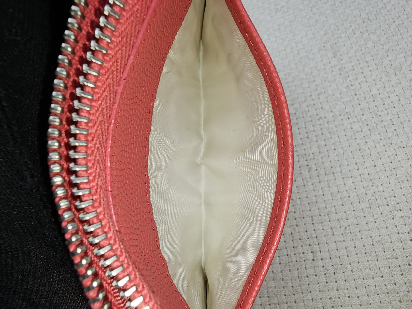 Chanel Coral Pink Caviar Zipped Card Holder (SHW)