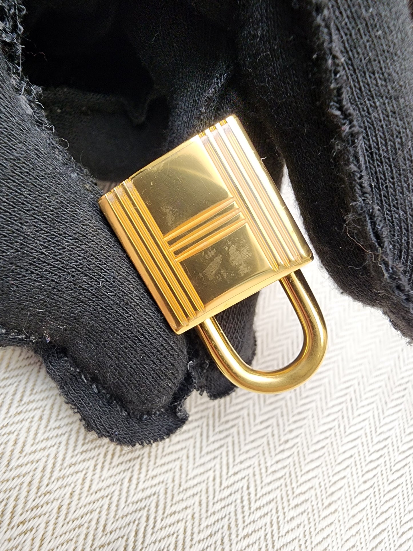 Hermes Bleu Nuit Picotin 22 (GHW)