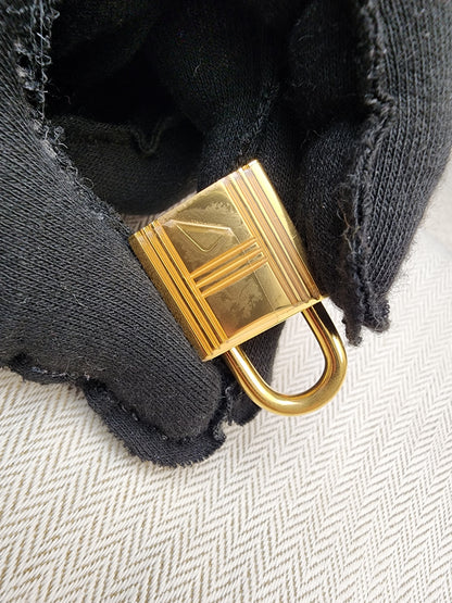 Hermes Bleu Nuit Picotin 22 (GHW)
