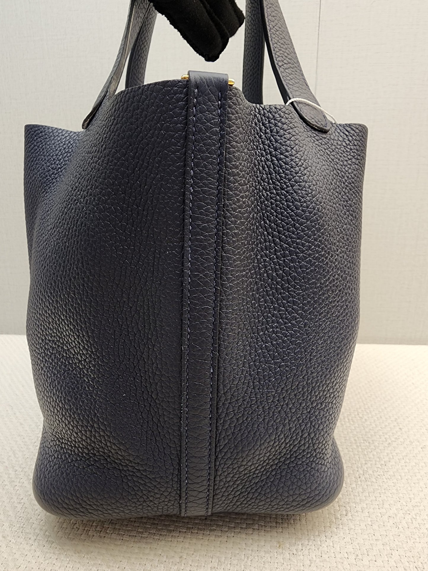 Hermes Bleu Nuit Picotin 22 (GHW)
