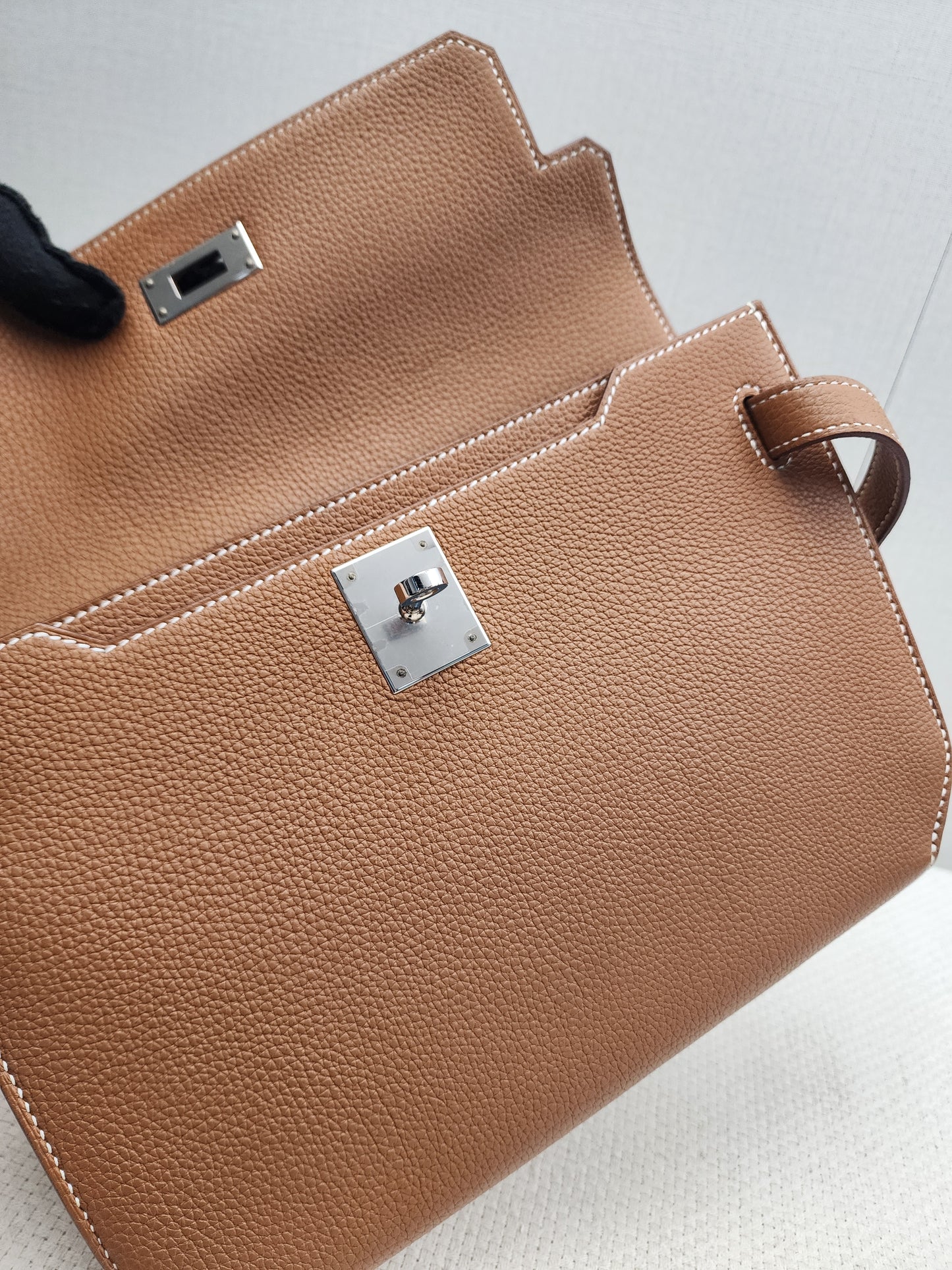Hermes Gold Kelly Depeches 25 (PHW)