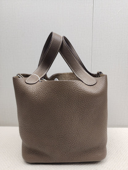 Hermes Etoupe Picotin 18 (PHW)
