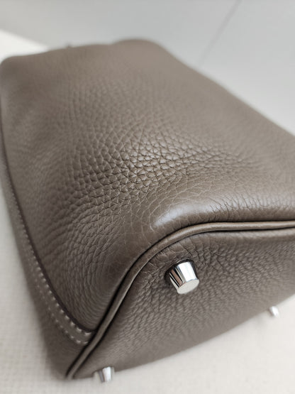 Hermes Etoupe Picotin 18 (PHW)