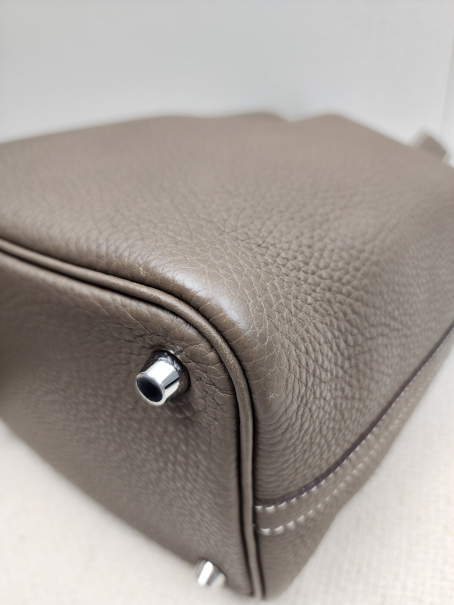 Hermes Etoupe Picotin 18 (PHW)