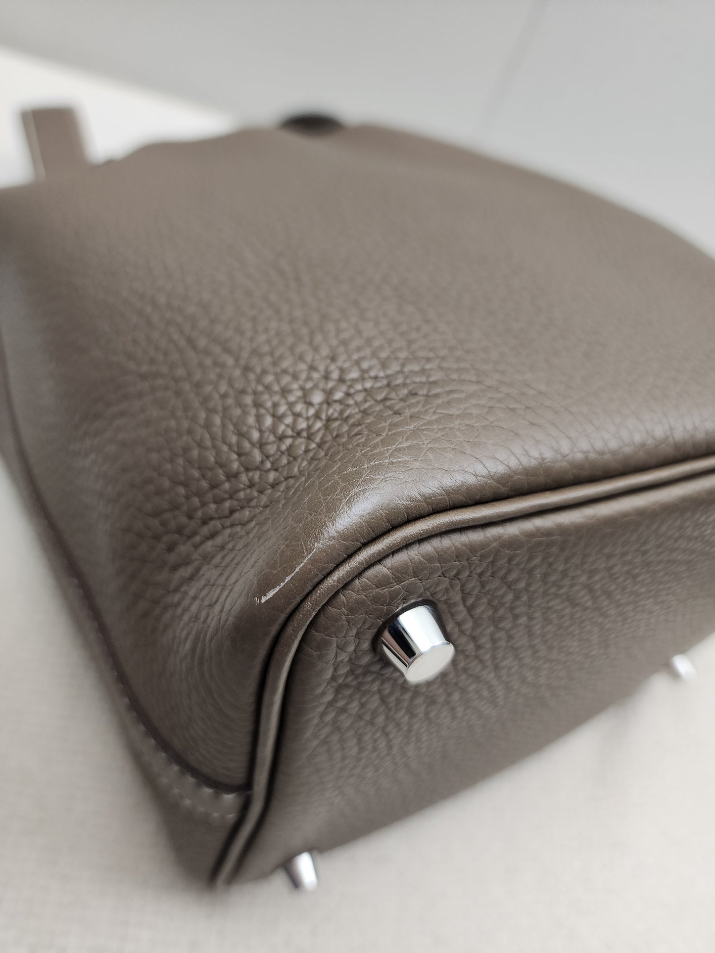 Hermes Etoupe Picotin 18 (PHW)