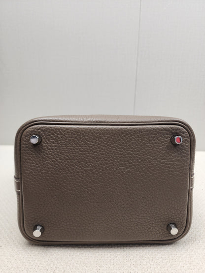 Hermes Etoupe Picotin 18 (PHW)