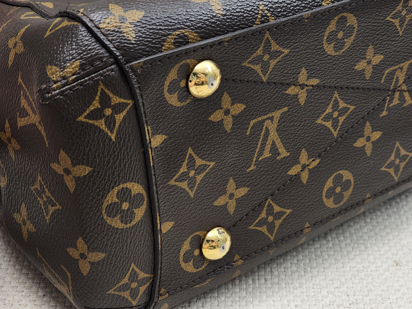 LV Monogram Montaigne MM