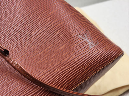 LV Brown Kenyan Fawn Epi Petit Noe