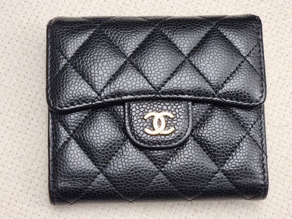 Black Caviar Classic Small Flap Wallet (LGHW)