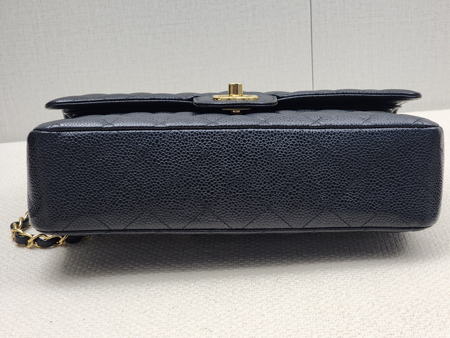 Chanel Black Caviar Medium CF (GHW)