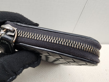 Bottega Veneta Black Nappa Intreciato Zip Wallet