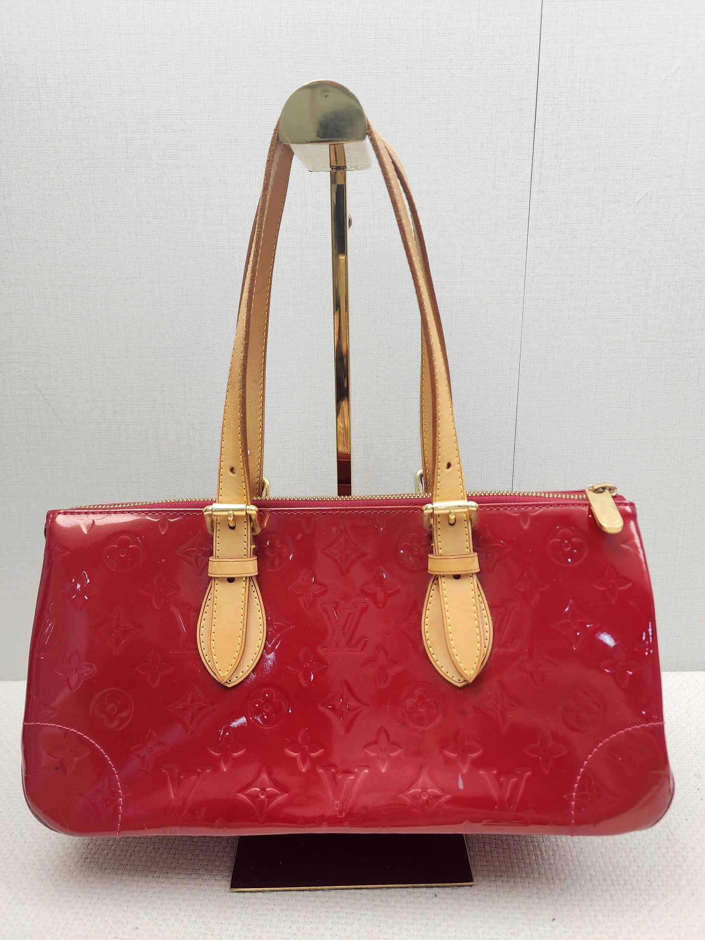 LV Red Vernis Rosewood Avenue Bag