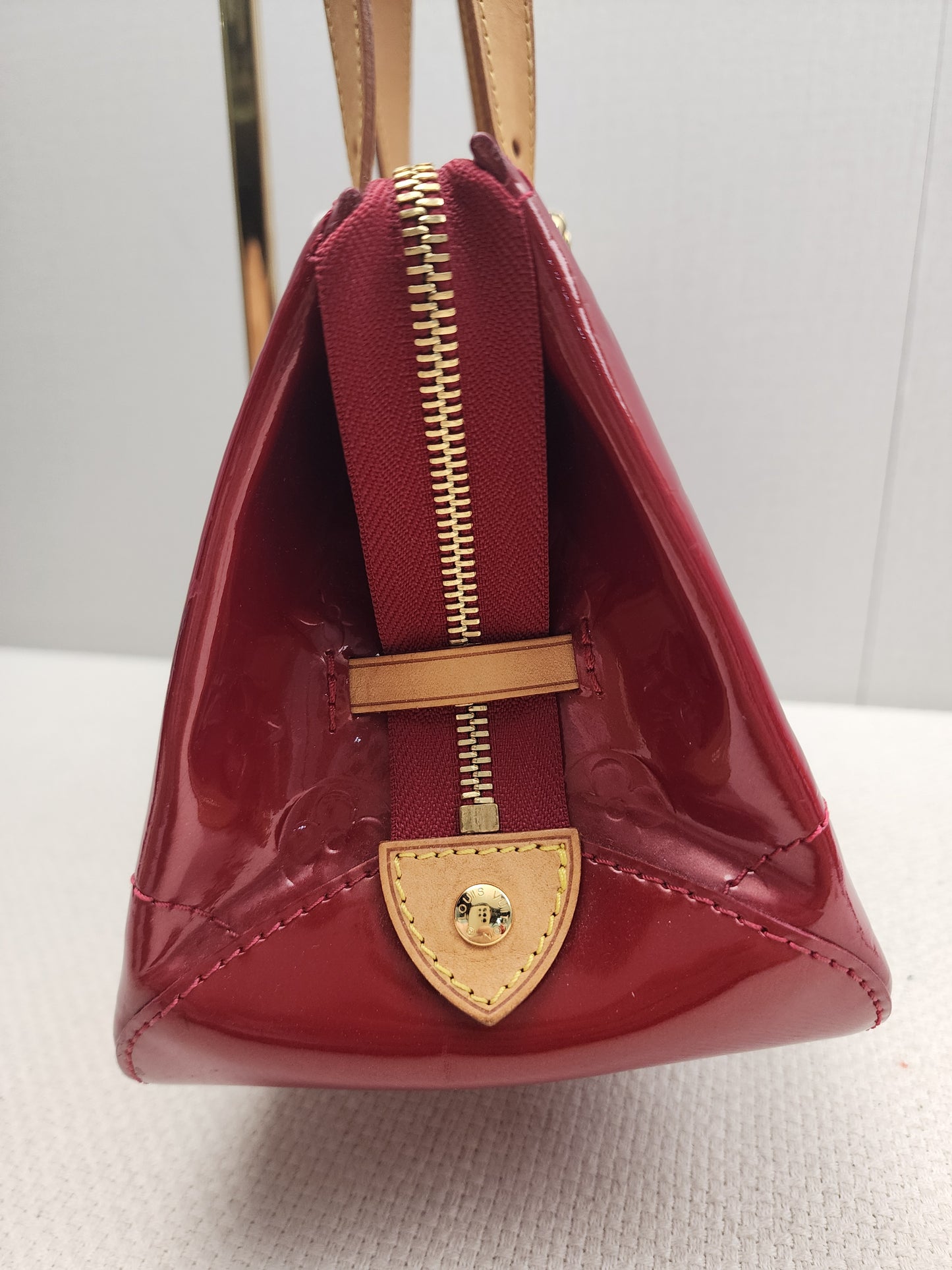 LV Red Vernis Rosewood Avenue Bag