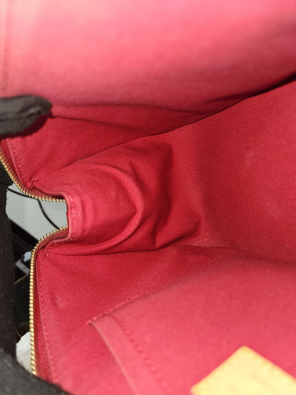 LV Red Vernis Rosewood Avenue Bag