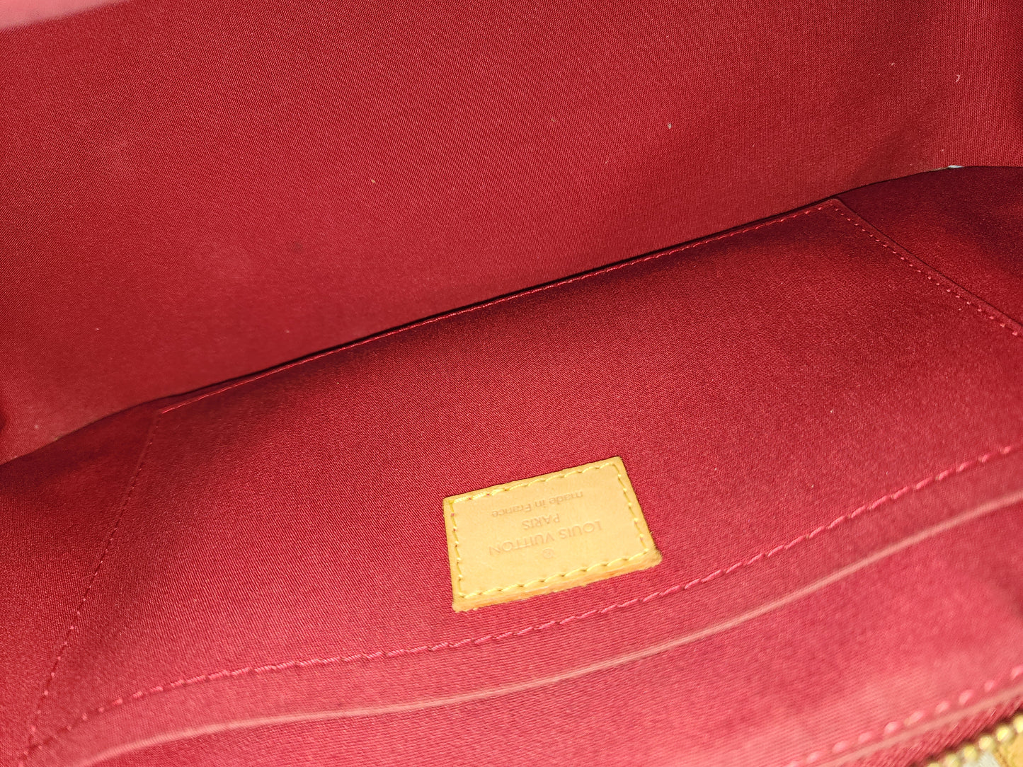LV Red Vernis Rosewood Avenue Bag