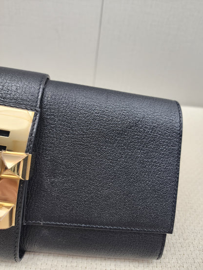 Hermes Noir Chevre Mysore Medor 23 Clutch (GHW)