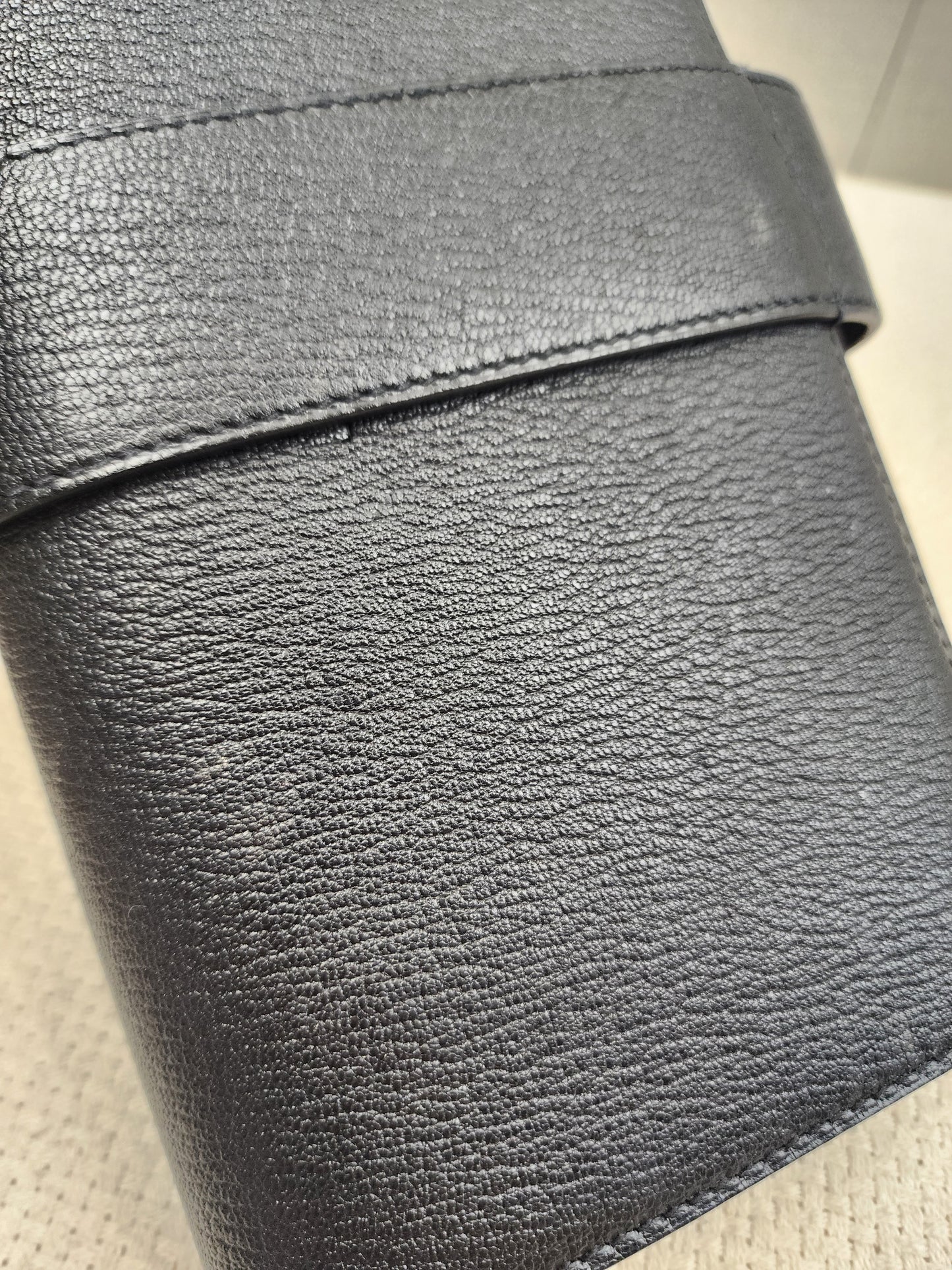 Hermes Noir Chevre Mysore Medor 23 Clutch (GHW)